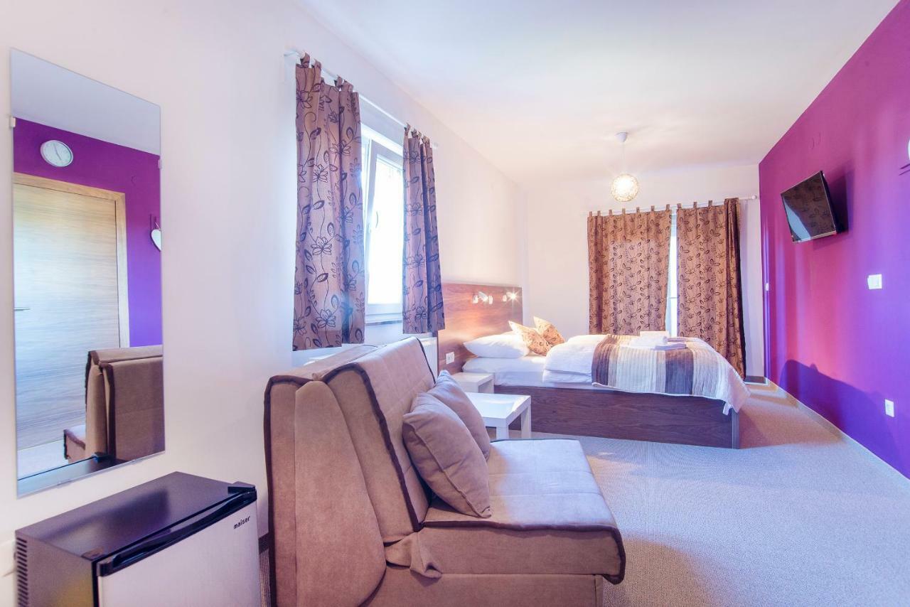 Black Queen Guesthouse Grabovac  Zewnętrze zdjęcie