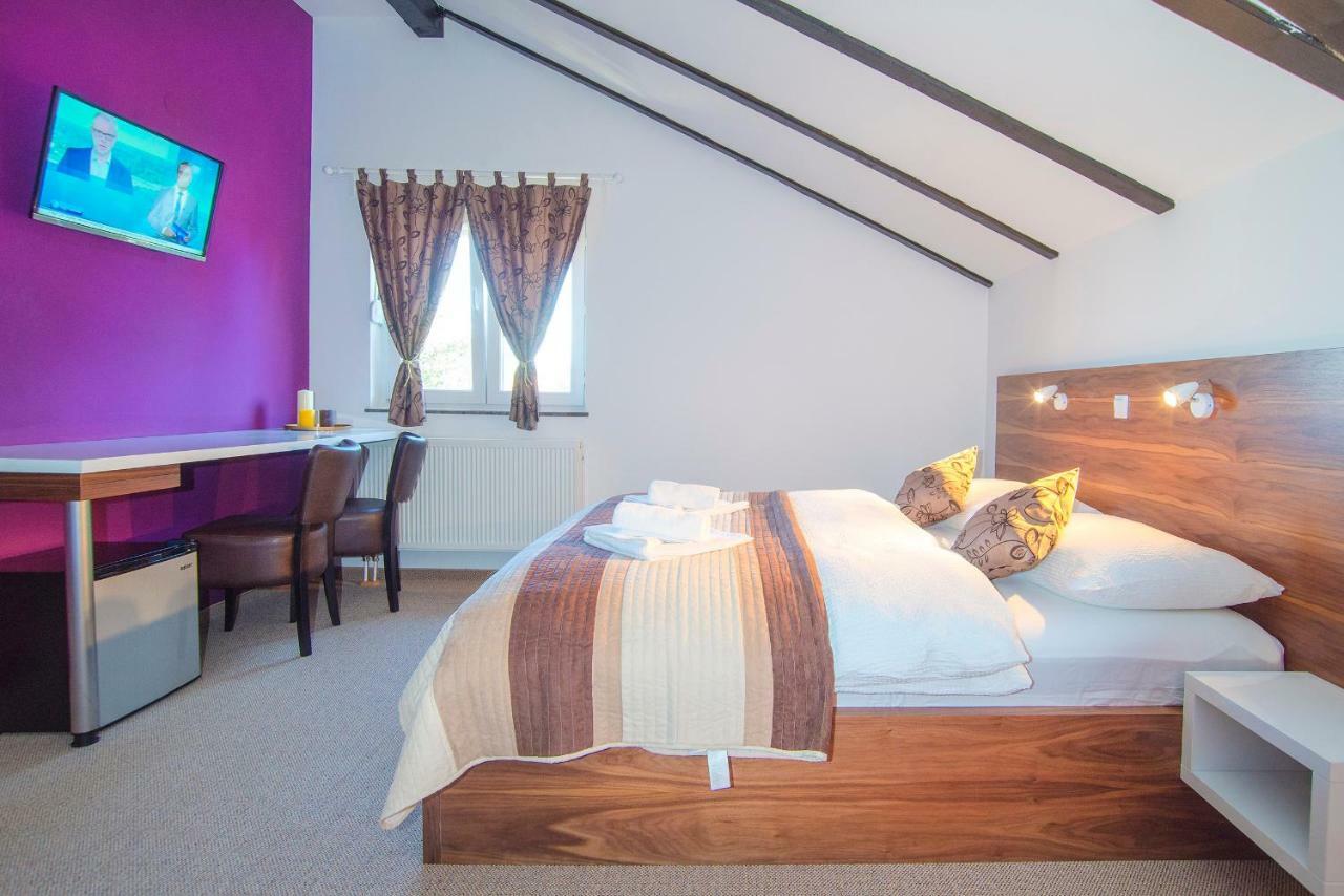 Black Queen Guesthouse Grabovac  Zewnętrze zdjęcie