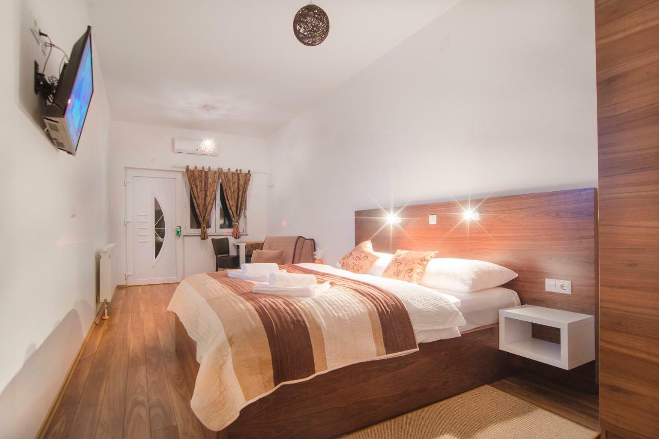 Black Queen Guesthouse Grabovac  Zewnętrze zdjęcie