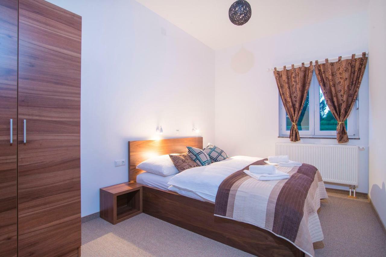 Black Queen Guesthouse Grabovac  Zewnętrze zdjęcie